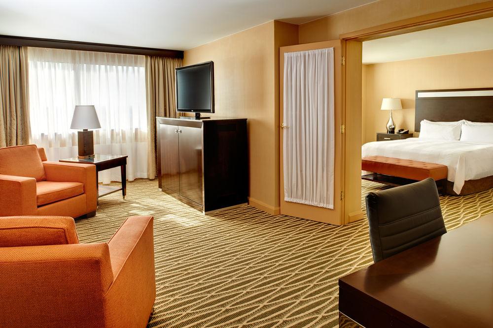 מלון Detroit Marriott טרוי מראה חיצוני תמונה