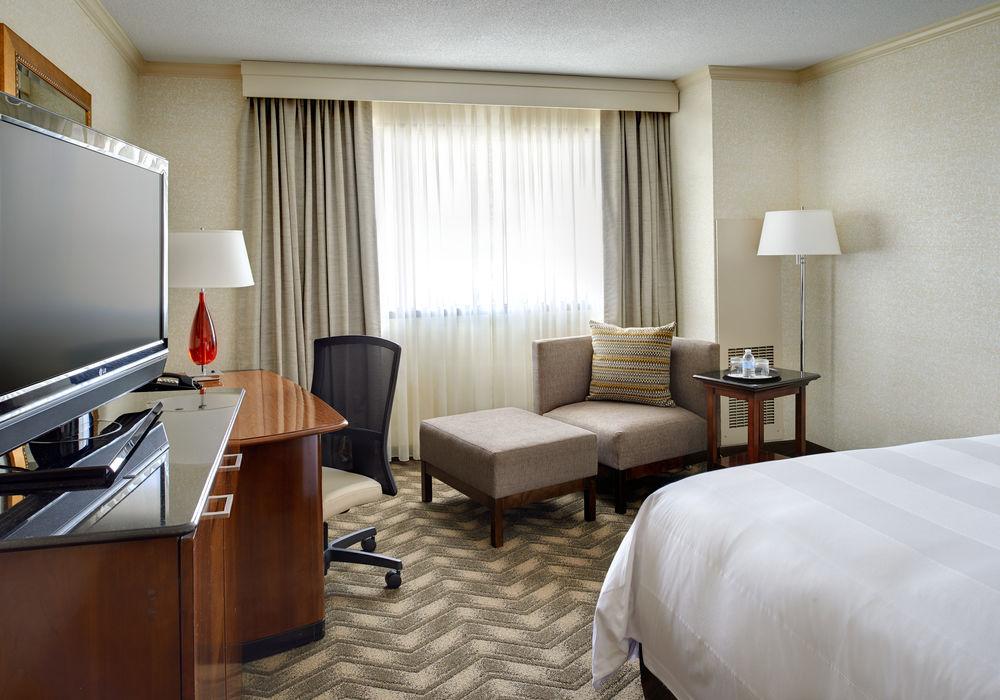 מלון Detroit Marriott טרוי מראה חיצוני תמונה