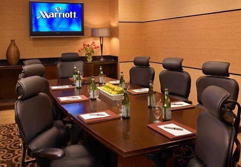 מלון Detroit Marriott טרוי מראה חיצוני תמונה