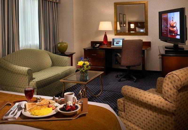 מלון Detroit Marriott טרוי מראה חיצוני תמונה