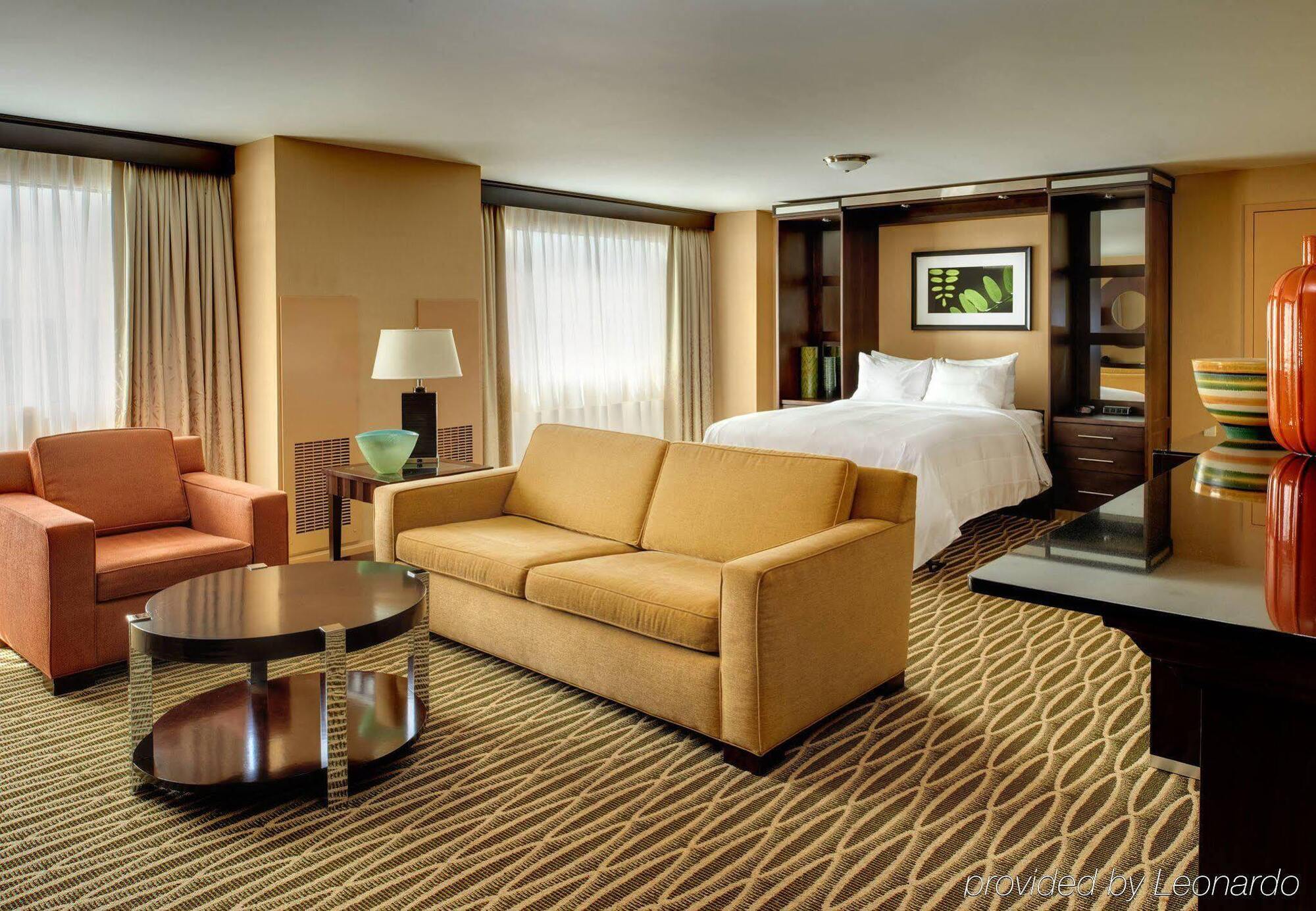 מלון Detroit Marriott טרוי מראה חיצוני תמונה